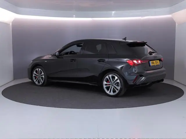 Audi A3 Sportback 45 TFSI e S edition Competition 272 pk S-tronic | Verlengde garantie | SOH 100%| P...