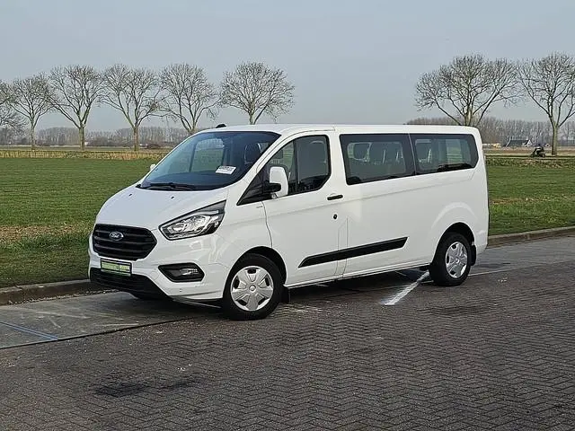 FORD TRANSIT CUSTOM 2.0 l2h1 2x airco 9-pers