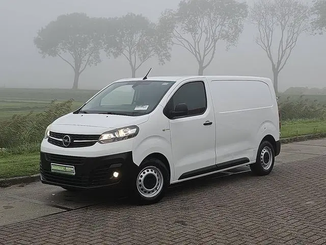 OPEL VIVARO 1.5 L2 3-Zits/Leer Euro6 NAP Airco Trekhaak Wp-inrichting Onderhouds-historie 1e Eigenaa...