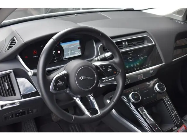 Jaguar I-PACE