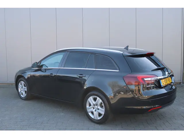 Opel Insignia Sports Tourer 1.6 Turbo 170PK Automaat Edition Navigatie/Parkeerhulp/Cruise-control