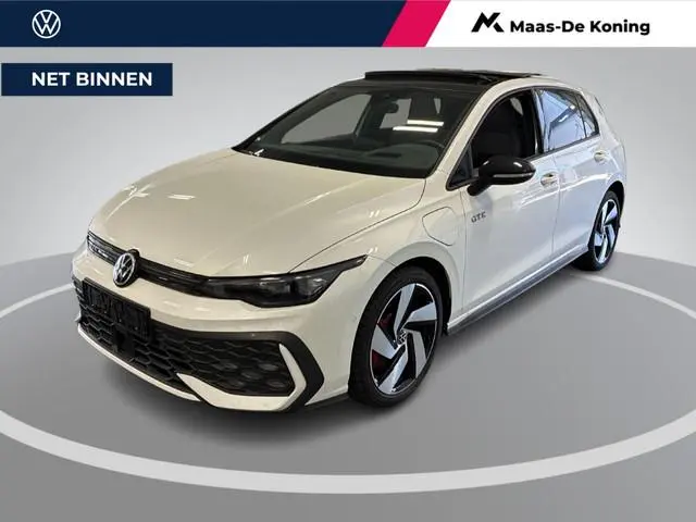 Volkswagen Golf 1.5 272pk DSG eHybrid GTE · Panoramadak · Wegklapbare Trekhaak · Stoel ventilatie ·...