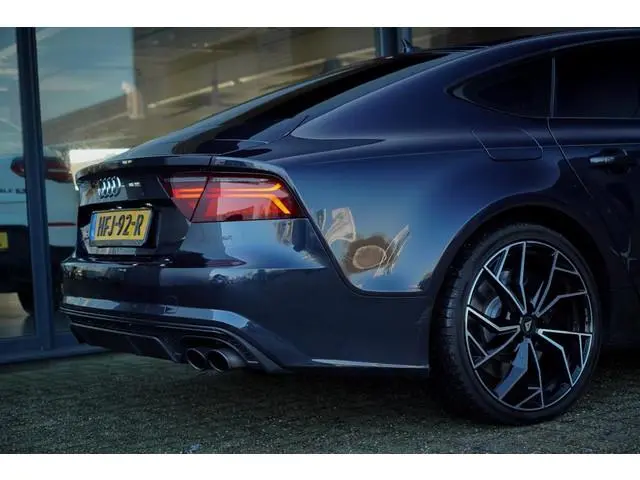 Audi S7