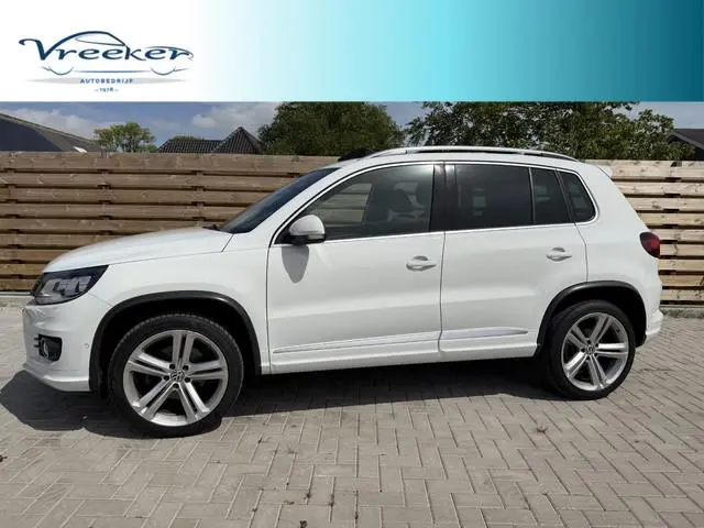 Volkswagen Tiguan 1.4 TSI R-Line Edition Pano l orginele R-line