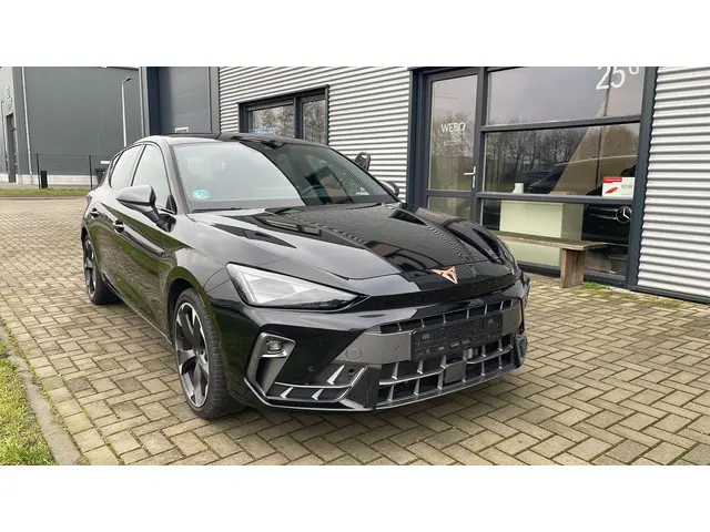 CUPRA Leon 1.5 TSI e-Hybrid Business Facelift SOH 99,9% Stoelverwarming Kuipstoelen 18" LMW