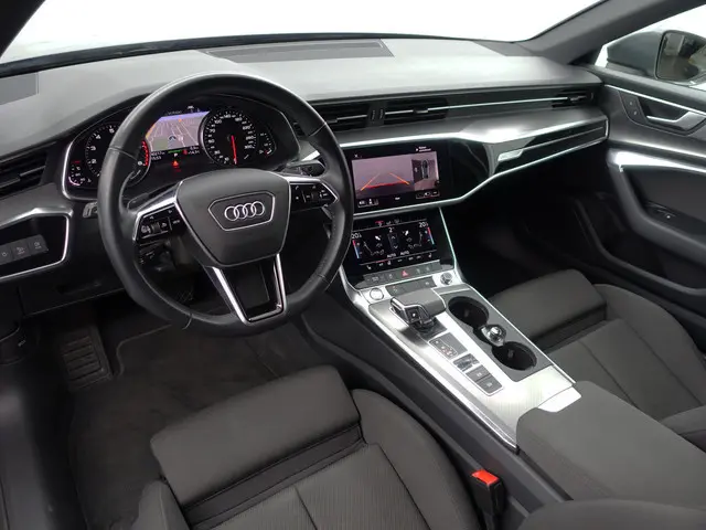 Audi A6 Limousine 45 TFSI S Line Black Optic Aut- Xenon Led, 360 Camera, Stuur/Stoelverwarming, Dyna...