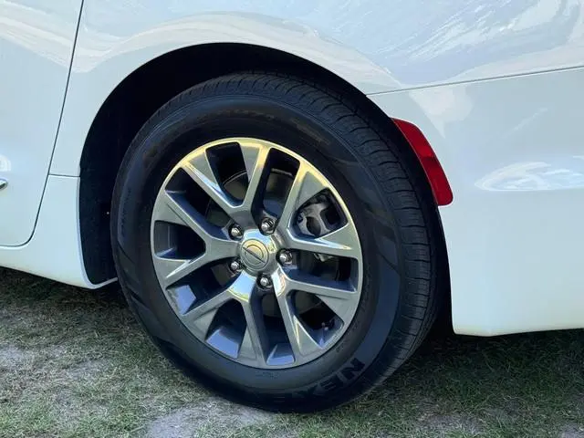 Chrysler Pacifica