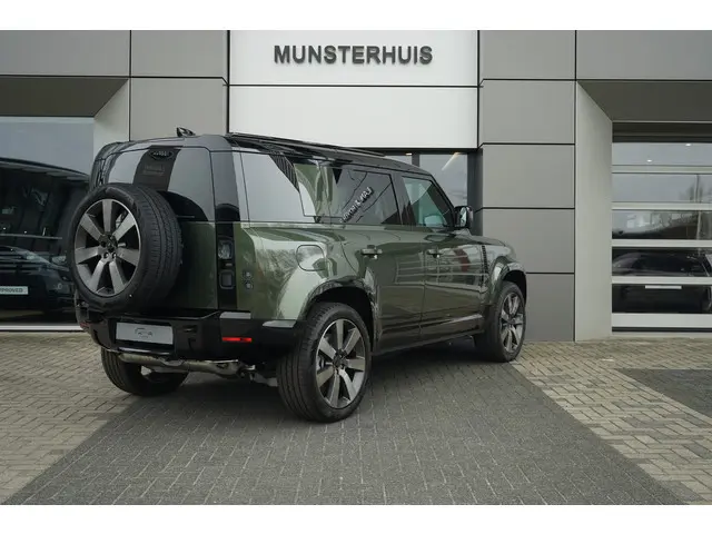 Land Rover Defender 110 P300e 110 X-Dynamic HSE | Schuif/Kantel Dak | Extended Leather | Head Up | K...