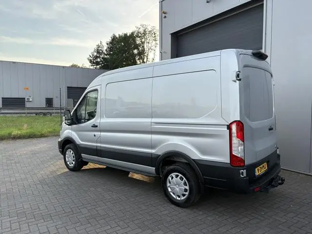 Ford e-TRANSIT 350 L2H2 269PK Trend 68kWh Pro Power Onboard
