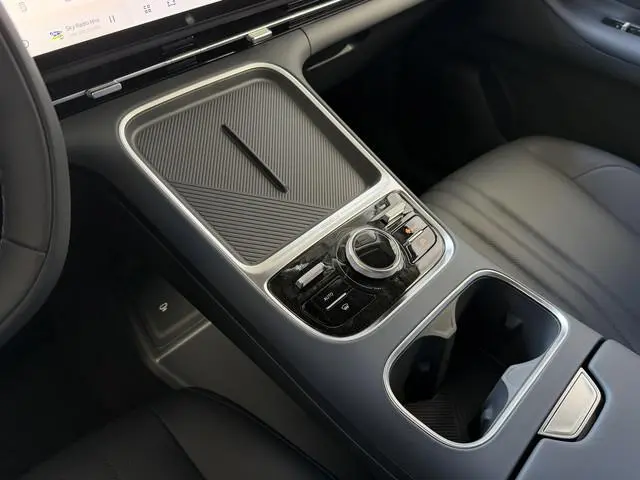 Geely Starray EM-i