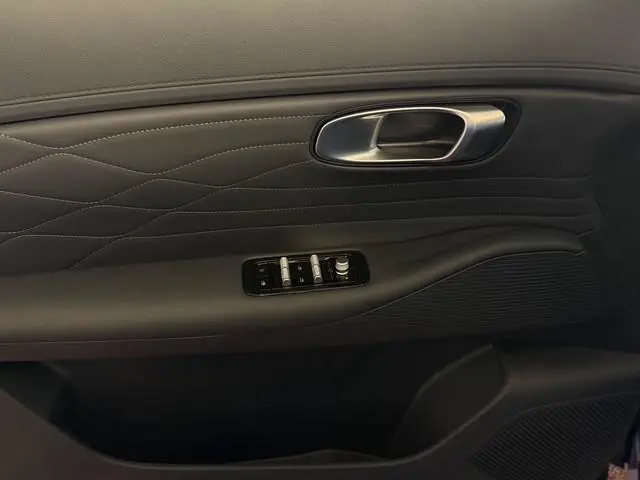 Geely Starray EM-i