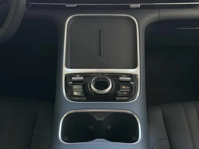 Geely Starray EM-i