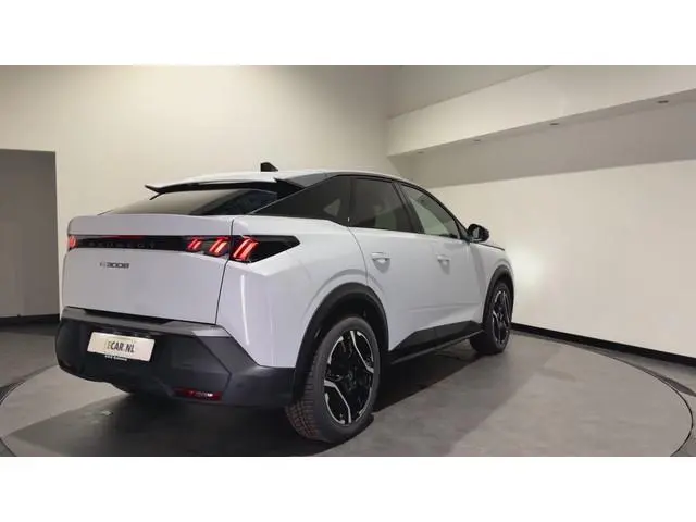 Peugeot e-3008 Allure 73 kWh | Apple Carplay/Android Auto | Camera
