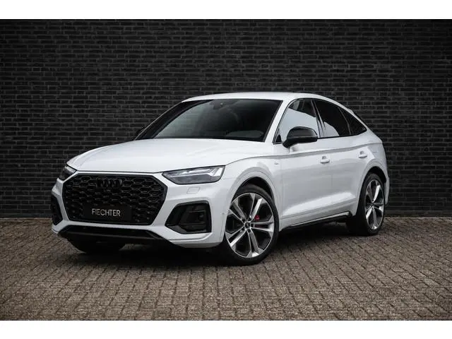 Audi Q5 Sportback 55 TFSI e S edition Competition Ruitleder|21Inch|Sfeer|B&O