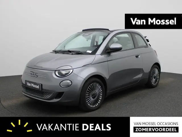Fiat 500C 500e 42 kWh Icon | Navigatie | Stoelverwarming | Parkeersensoren achter |
