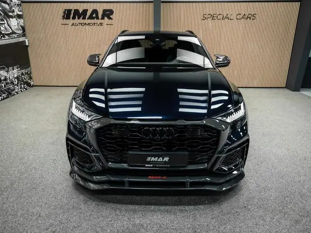 Audi RSQ8