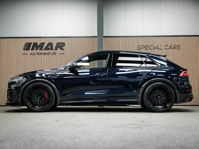 Audi RSQ8