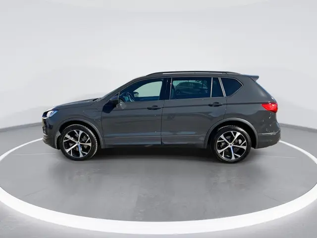 SEAT Tarraco 1.4TSIe-Hybrid 180kW/245PK PHEV FR · Trekhaak · Apple/Android Car Play · Camera + Parke...