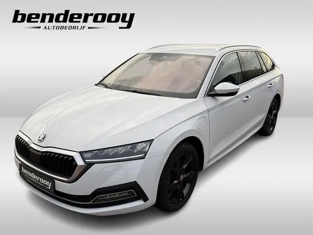 ŠKODA Octavia Combi 1.4 TSI iV PHEV 204pk | Trekhaak 1.500kg trekgewicht