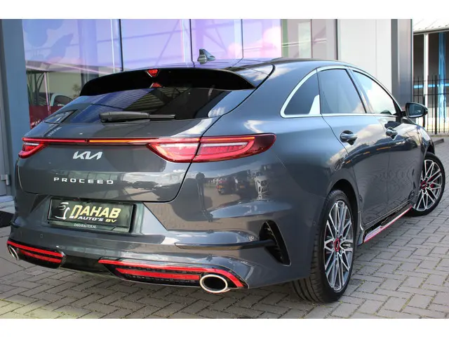 Kia ProCeed