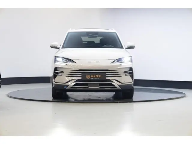 BYD SEAL U