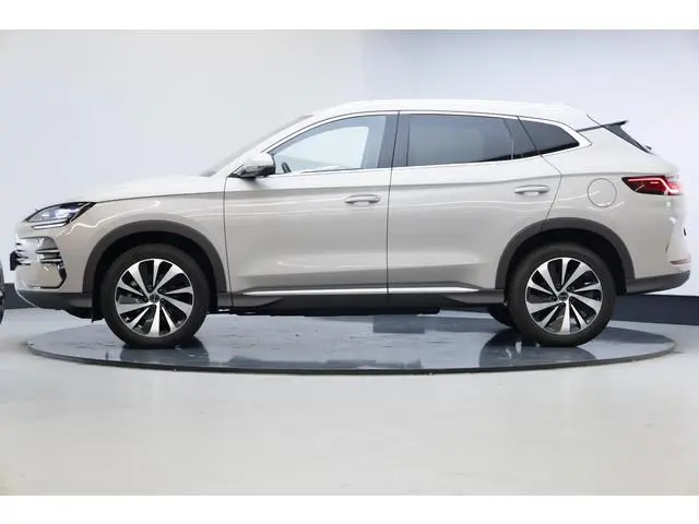 BYD SEAL U