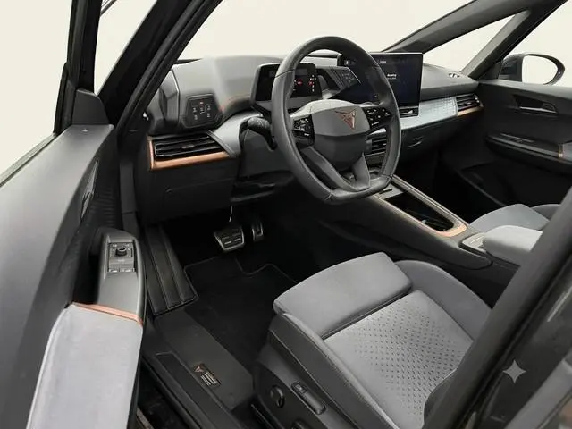CUPRA Born Performance One 62 kWh 204pk | SOH 94,05% | Navigatie | Elektrisch verstelbare voortoelen...