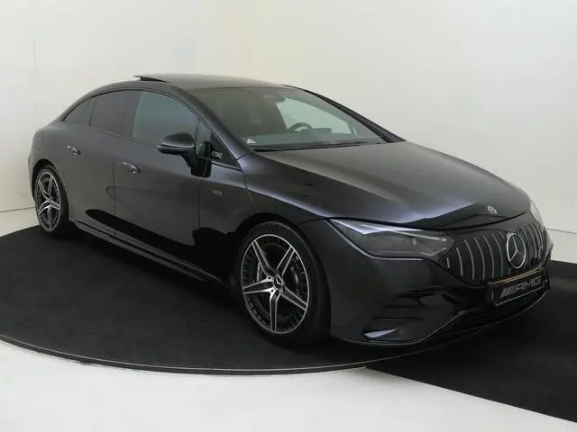 Mercedes-Benz EQE AMG 53 4MATIC+ 90 kWh / Panoramadak/ Night/ Digital Light/ Memory