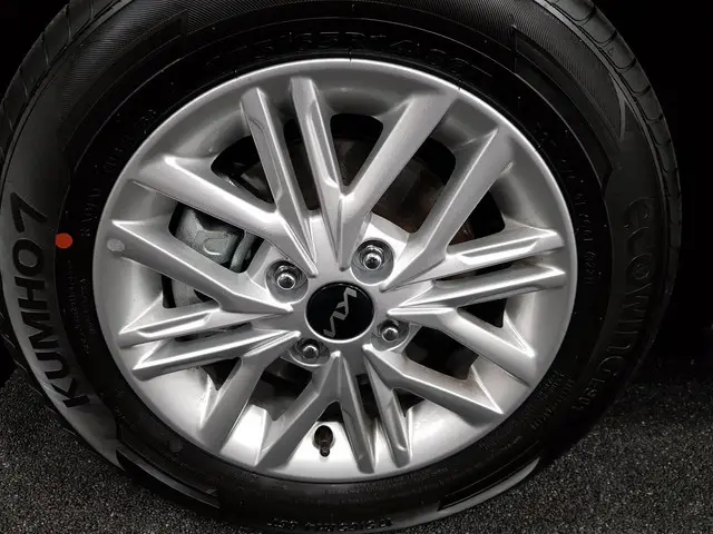 Kia Picanto 1.0 DPi DynamicLine Automaat | Navigatie | Airco | Camera | DAB | Lichtmetalen velgen |...