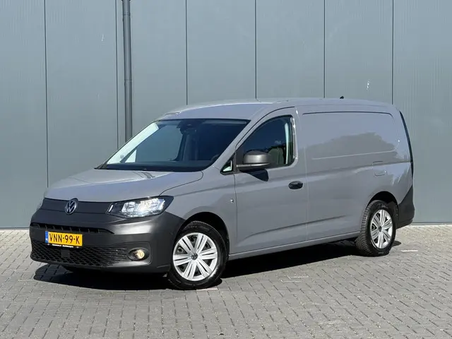 Volkswagen Caddy Cargo Maxi 2.0 TDI 102 PK / L2H1 / 1e EIG. / INRICHTING / TREKHAAK / CARPLAY / NAVI...