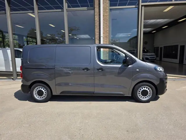 Toyota pro-ace