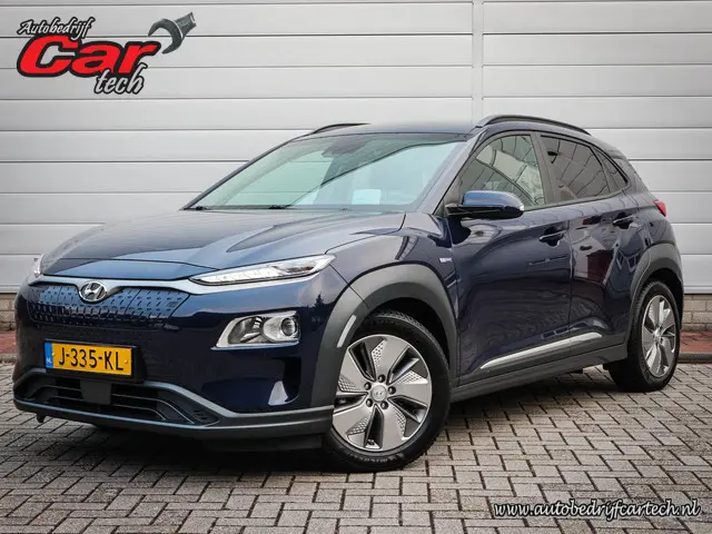 Hyundai Kona EV Fashion 64 kWh | Clima | Cruise | Navi | Pdc | SOH 86,3% | 3 fase lader