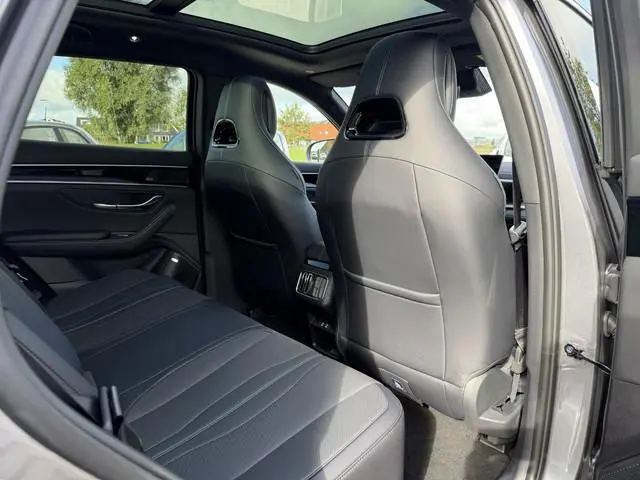 BYD SEAL U
