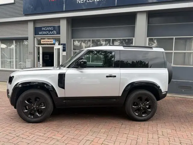 Land Rover Defender 3.0 D200 90 MHEV S Grijskenteken uit 2021 km 125.000
