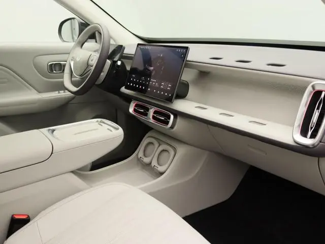 Leapmotor B10