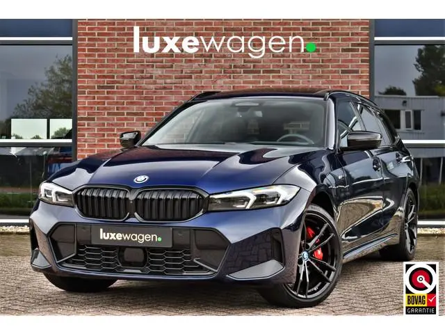 BMW 3-serie Touring 330e xDrive M-Sport Pro Pano DA-Prof 360 HUD H/K E-zetels 19inch