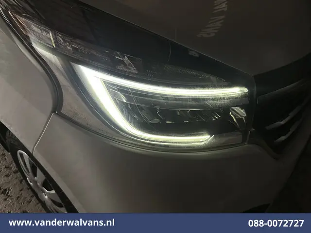 Renault Trafic 2.0 dCi 120pk L2H1 Euro6 Airco | Navigatie | LED | Cruisecontrol | Parkeersensoren Tr...