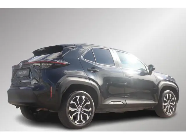 Toyota Yaris Cross 1.5 Hybrid 115 Dynamic, Parkeersensoren, All-season, Keyless, Camera!
