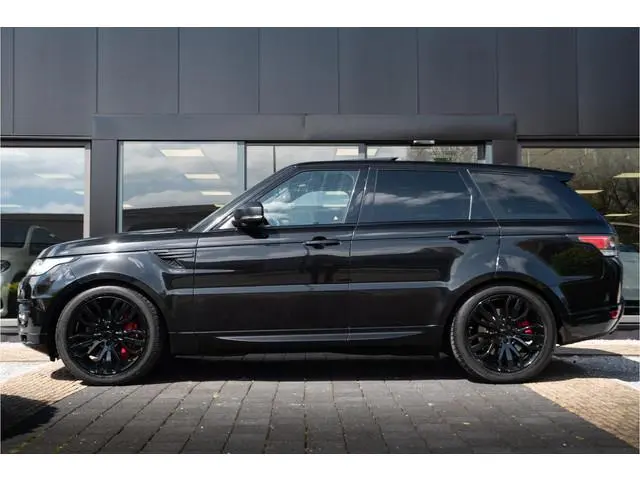 Land Rover Range Rover Sport 4.4 SDV8 Autobiography Panoramadak Camera Meridian Trekhaak Navi Clima...