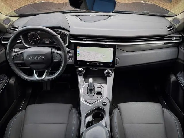 Lynk & Co 01 1.5 - Trekhaak, Navi, Apple carplay, Elek. Verw. stoelenl, Parksensoren, Pano, Cruise!