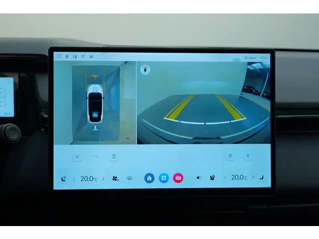 Lynk & Co 08