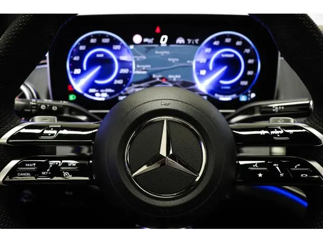 Mercedes-Benz EQE