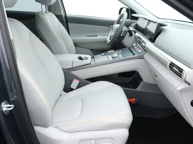 Hyundai NEXO Plus Pack FCEV Waterstof 163PK / Navigatie / Pano-schuifdak / Leder / LED / Pdc+Camera...
