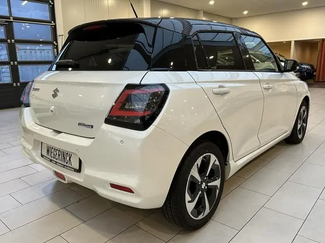 Suzuki Swift 1.2 Style Automaat [ APPLE CARPLAY / ANDROID AUTO | CLIMATE | CRUISE CONTROL ]
