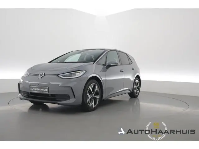 Volkswagen ID.3 Pro 58 kWh | Pano | HUD | 360cam | Memory | Afn. Trekhaak | Stoel- Stuurverw. | Adap...