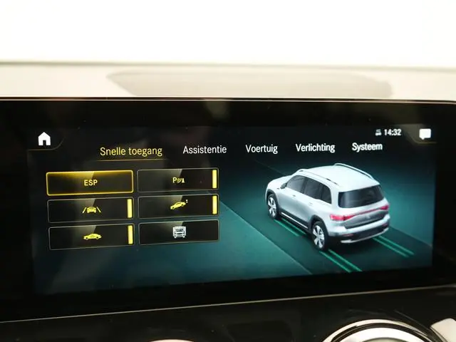 Mercedes-Benz EQB