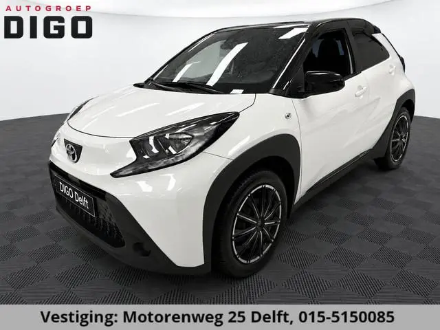 Toyota Aygo X 1.0 VVT-i PLAY BLACK & WHITE GARANTIE 2032! CARPLAY NAVI. ADAPTIVE CRUISE.AIRCO