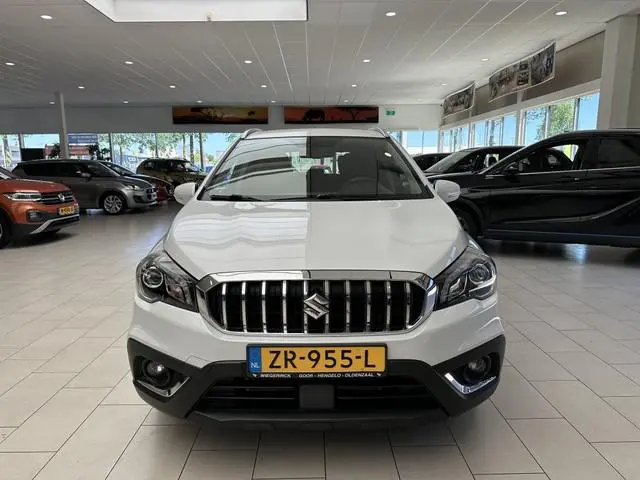 Suzuki S-Cross
