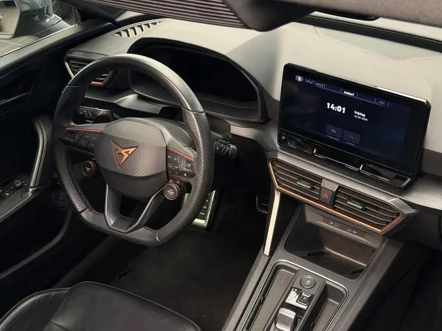 CUPRA Leon Sportstourer 1.4 e-Hybrid VZ Performance / pano / camera /