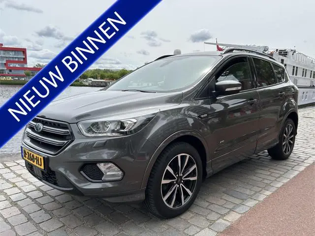 Ford Kuga 1.5 EcoBoost Vignale ST Automaat 4x4 full optie